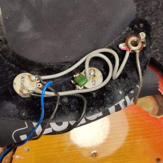 Yamaha Pulser Bass 400 Sunburst 1979 Japan бас-гитара