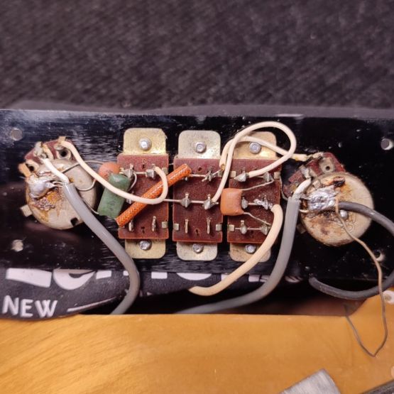 Greco VB-300 Violin Bass Sunburst 1970-1975 Japan бас-гитара