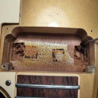 Gibson Les Paul Deluxe Gold Top 1976 USA электрогитара