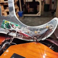 Fender American Deluxe Precision Bass Sunburst 1998 USA бас-гитара