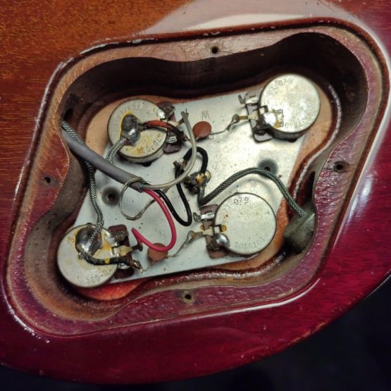Gibson Les Paul Standard Cherry Sunburst 1981 USA электрогитара