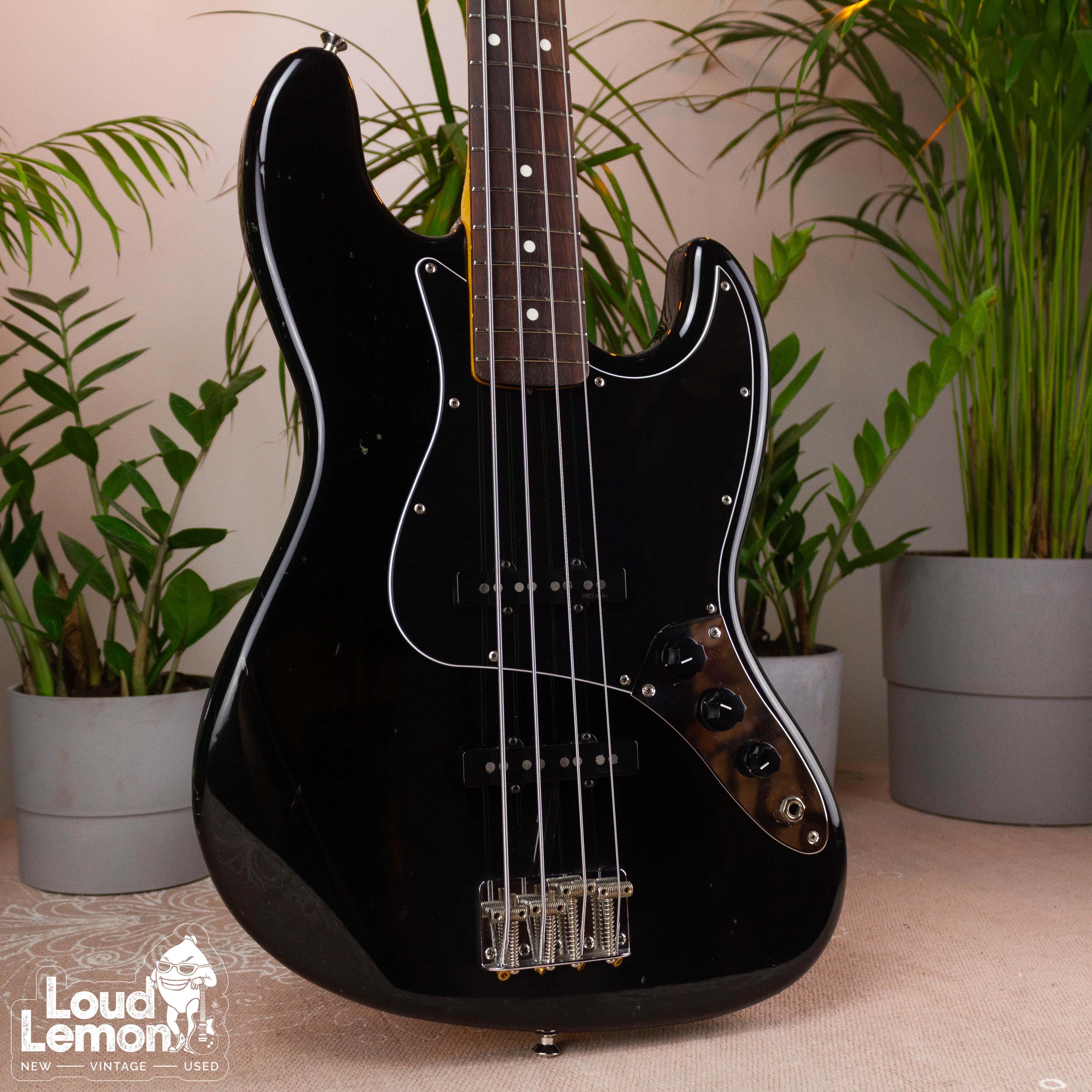 fender jazz bass black matching headstock