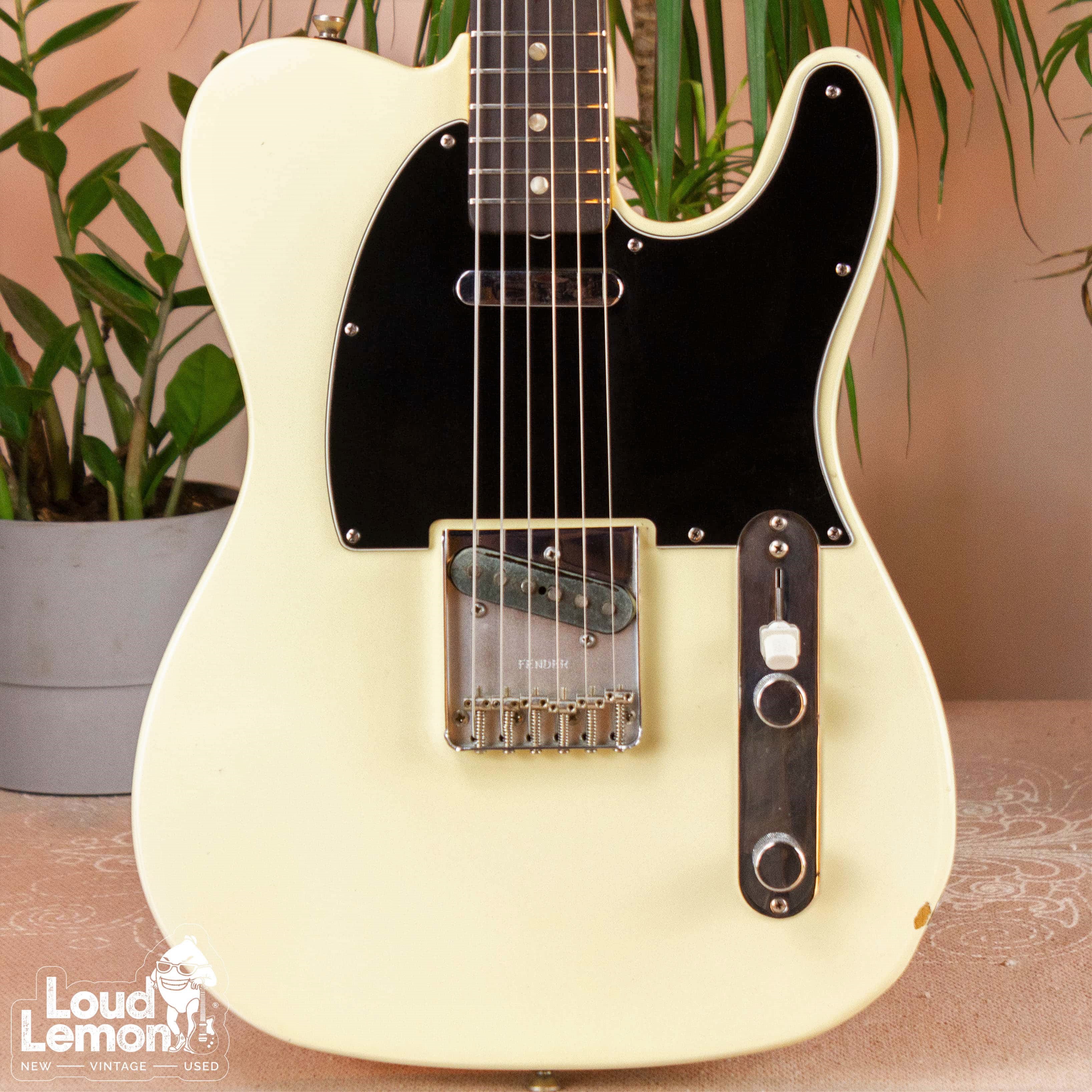 olympic white telecaster black pickguard