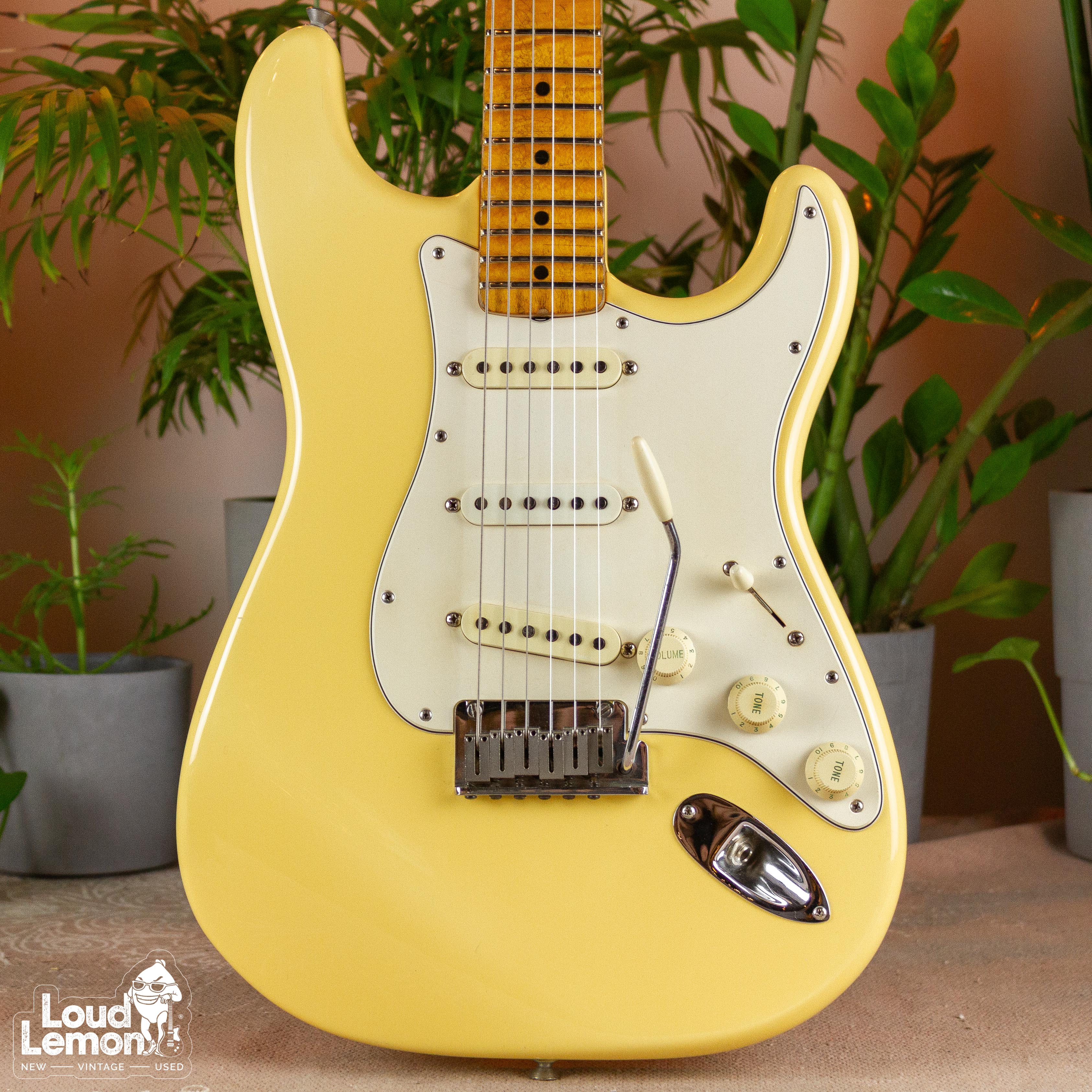 Fender Yngwie Malmsteen Stratocaster Vintage White 1995 USA электрогитара —  купить в магазине винтажных гитар | Loud Lemon