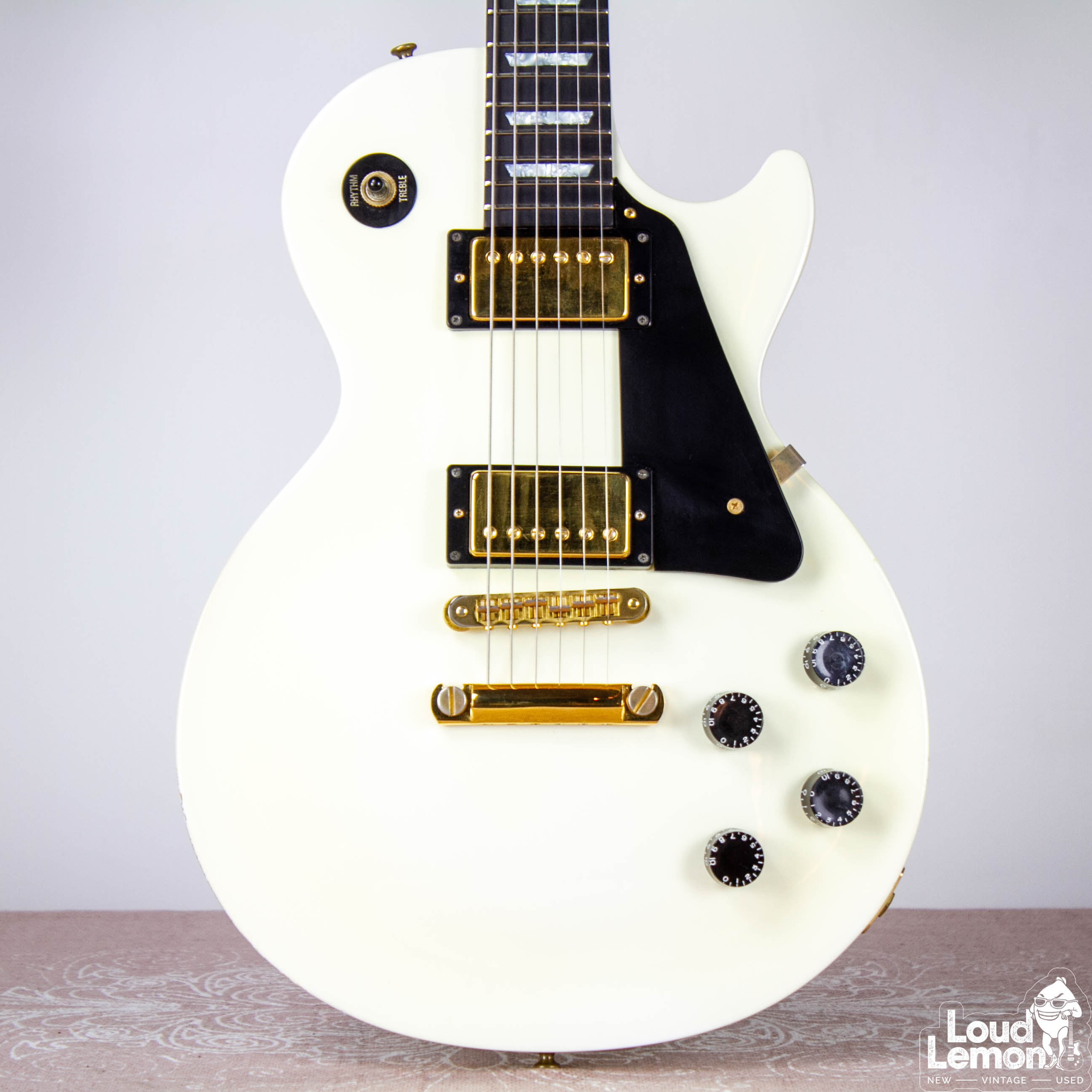 gibson studio white