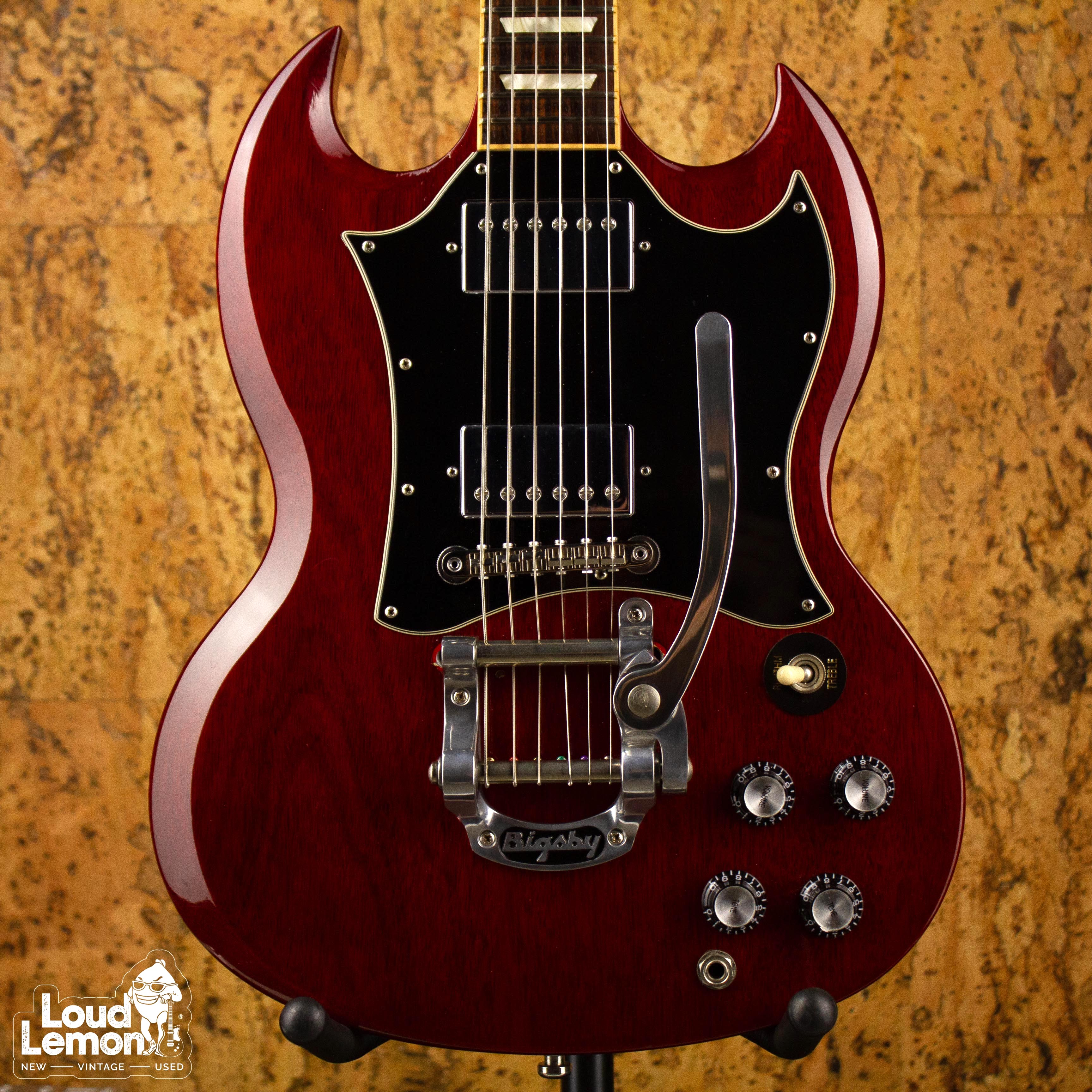 gibson sg bigsby