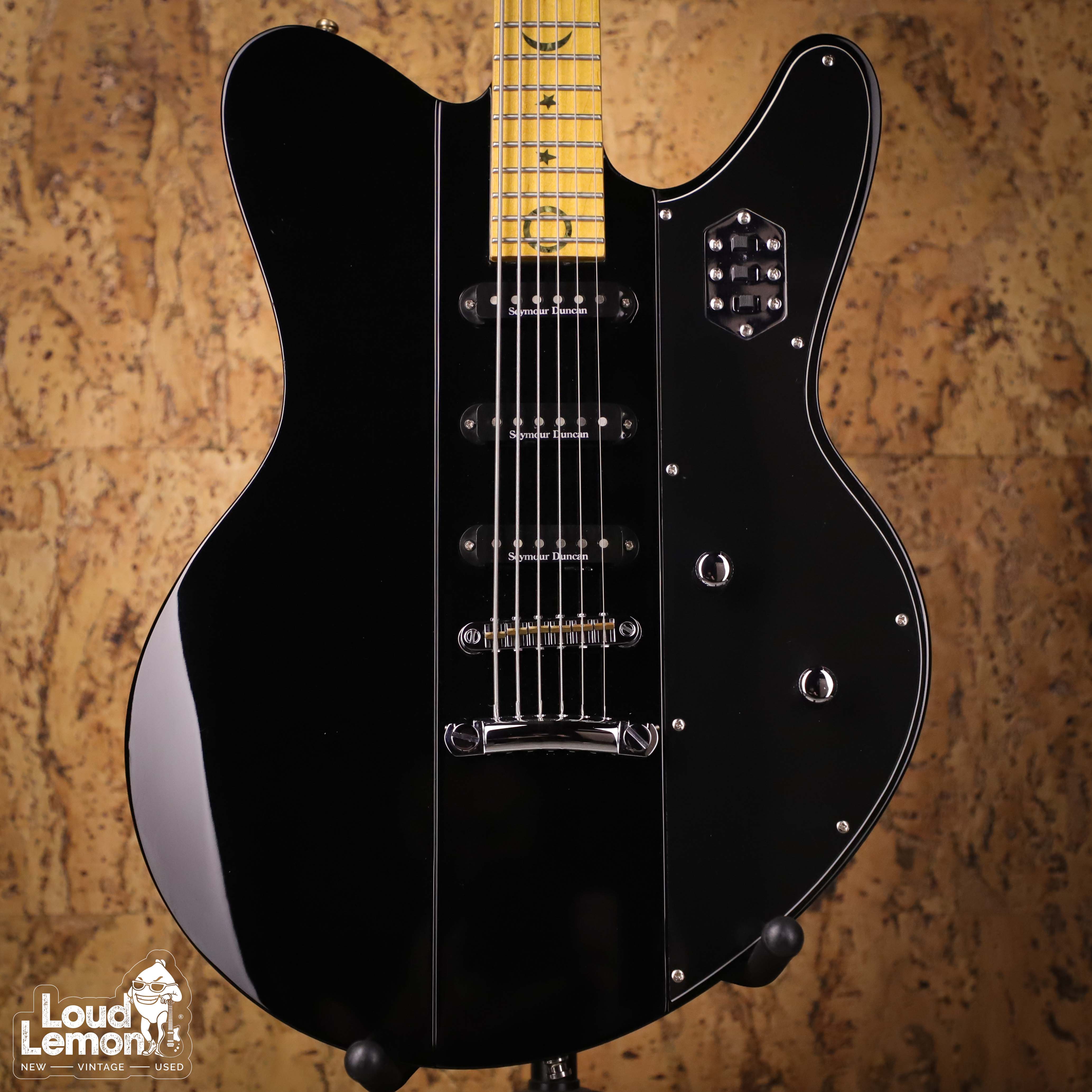 Schecter UltraCure VI Robert Smith Signature Gloss Black 2012 Korea бас-6 —  купить в магазине винтажных гитар | Loud Lemon